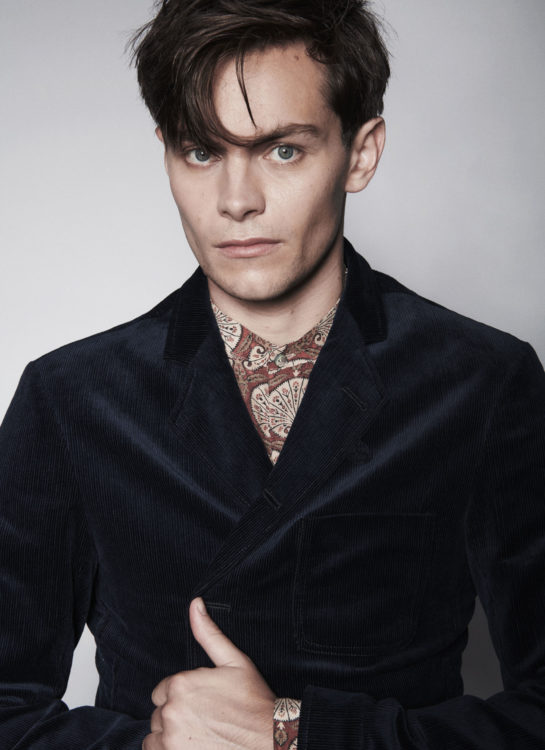 Netflix’s Shadow And Bones Actor Freddy Carter Turns Out “Wonder Gem”