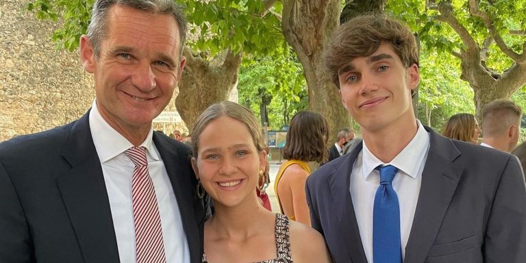 Pablo Urdangarin goes one step further: he makes his social networks public and shows his most intimate and personal photos