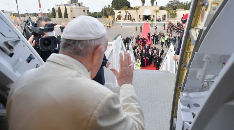 The Pope says goodbye to Malta and returns to Rome