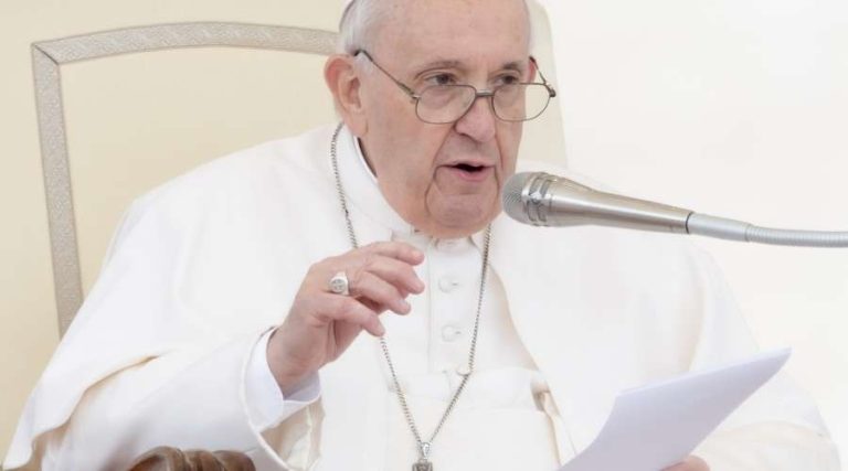 Catechesis of Pope Francis on old age and the honor of faith