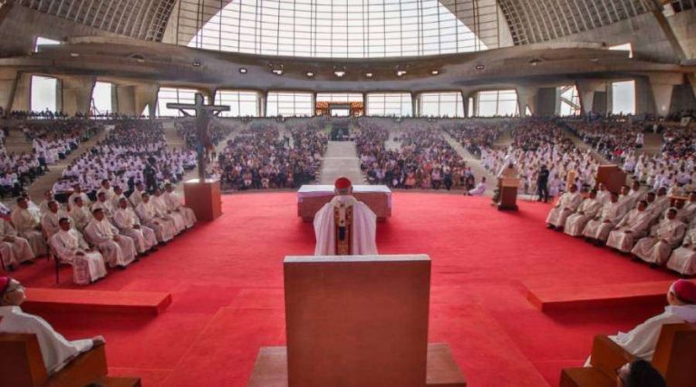Cardinal to 33 new Mexican priests: They are not “of the world” but of God