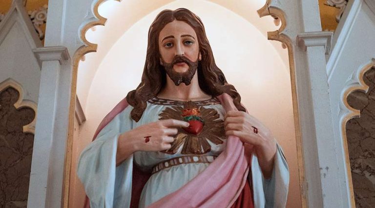 7 facts about devotion to the Sacred Heart of Jesus